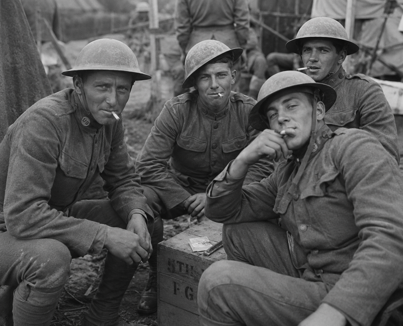 WWI soldiers smoking cigarettes